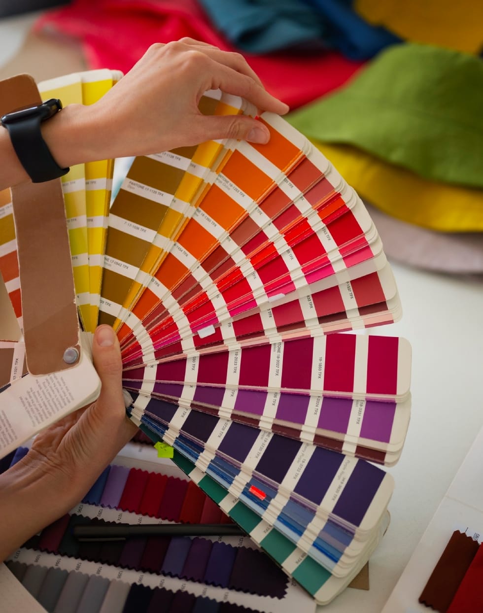 pintura de apartamento guia completo paleta de cores pantone